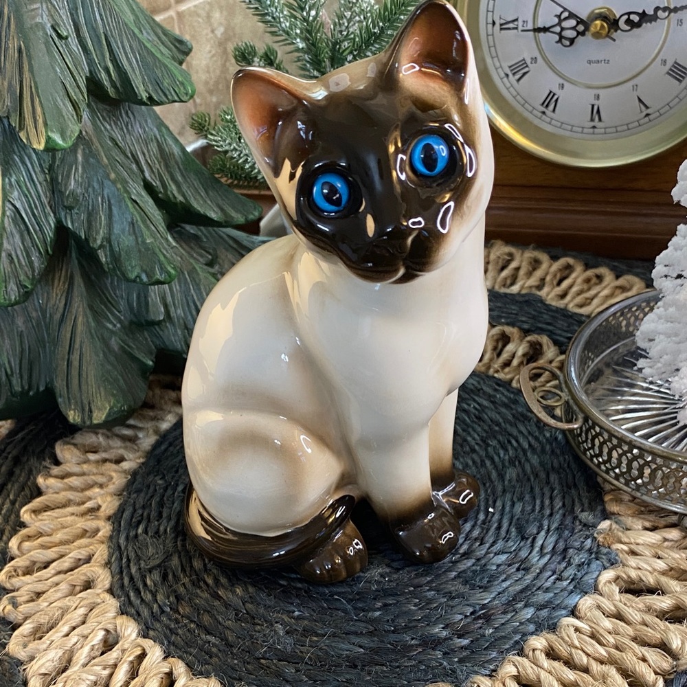 Ceramic Siamese Cat Figurine - Brown and Cream